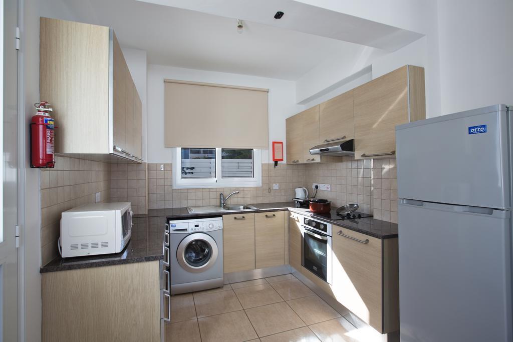 Avra Villas Paralimni Room photo